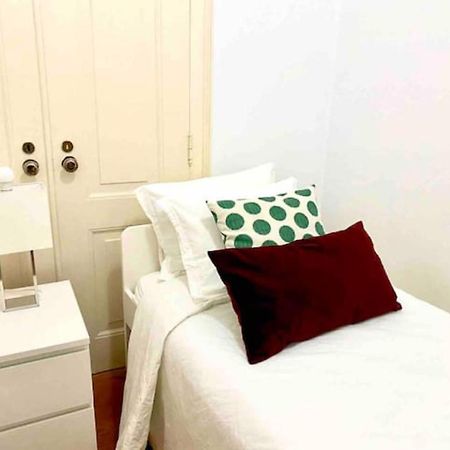 Romantic Chiado 7 -Private Small Single Room With No Outside Window Lisboa Eksteriør billede