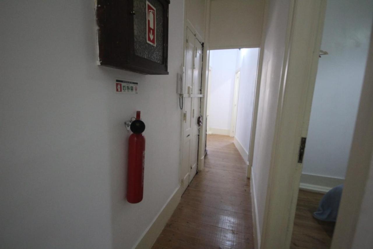 Romantic Chiado 7 -Private Small Single Room With No Outside Window Lisboa Eksteriør billede