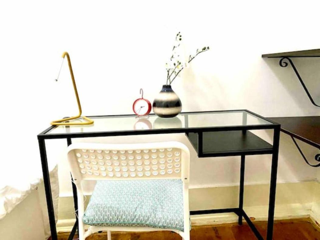 Romantic Chiado 7 -Private Small Single Room With No Outside Window Lisboa Eksteriør billede